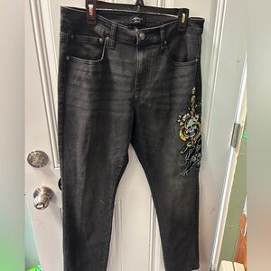 Ed Hardy demon size 34 with black cat